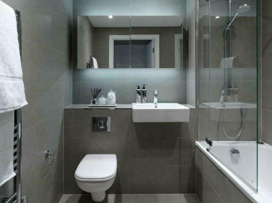 Appartamento Boutique Designer With Balcony-2 Bedroom